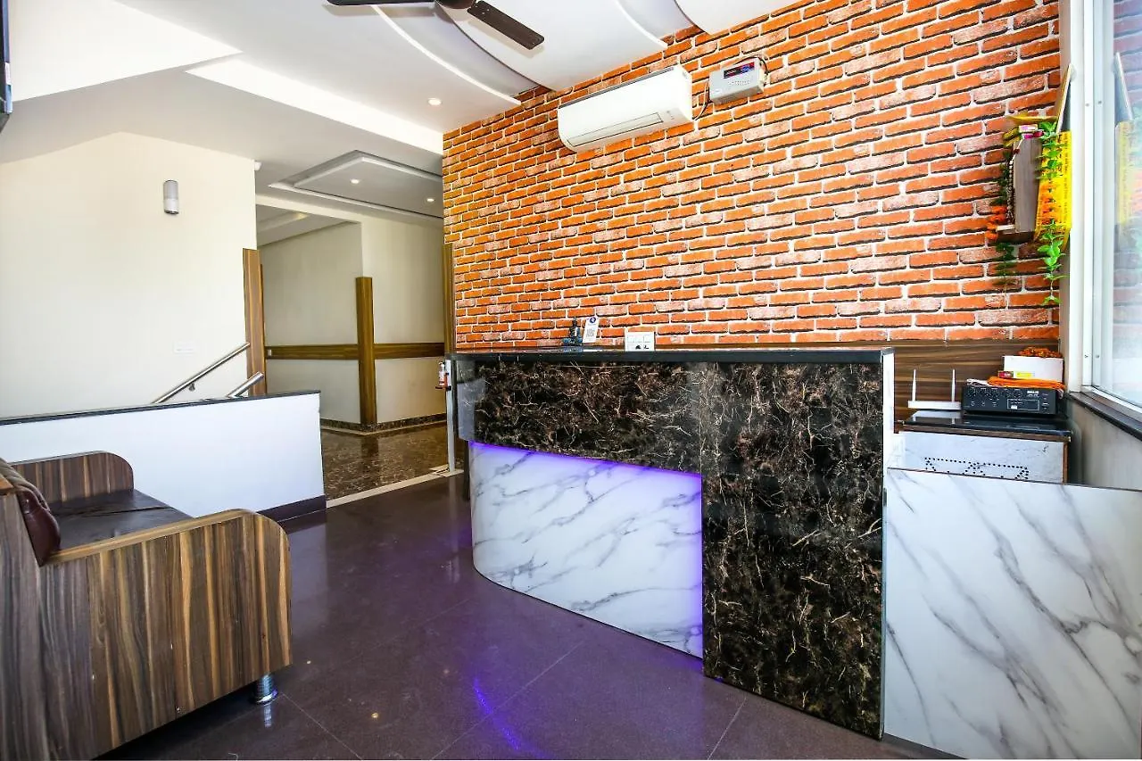 Hotel Woodcrest Zirakpur Chandigarh- Best Family Hotel - Luxurious Rooms - Unit Of Sidham Group
