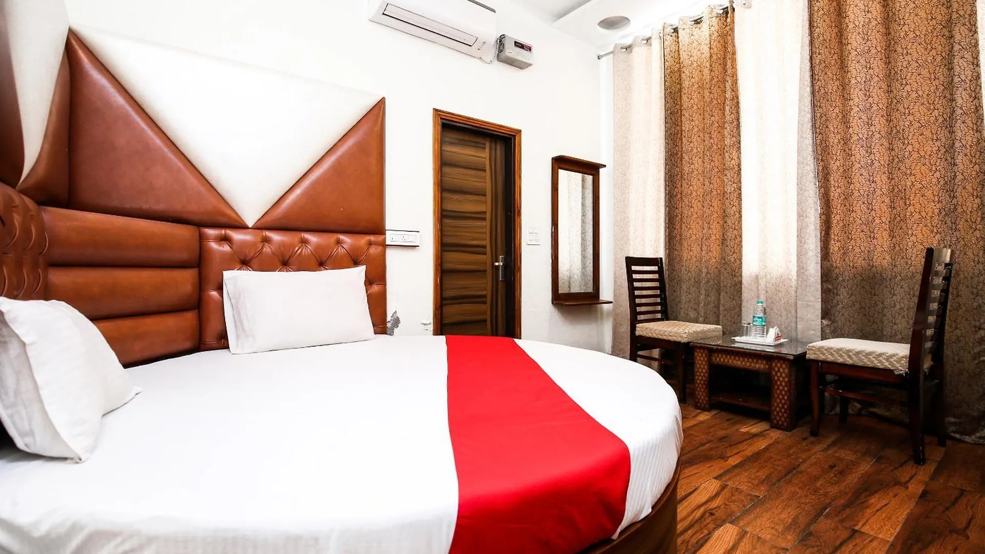 Hotel Woodcrest Zirakpur Chandigarh- Best Family Hotel - Luxurious Rooms - Unit Of Sidham Group India